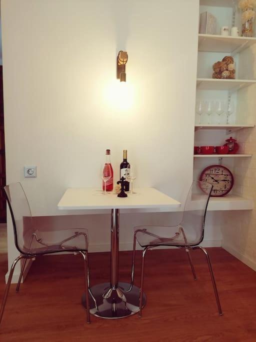 Studio Paris Apartment Estepona Bagian luar foto