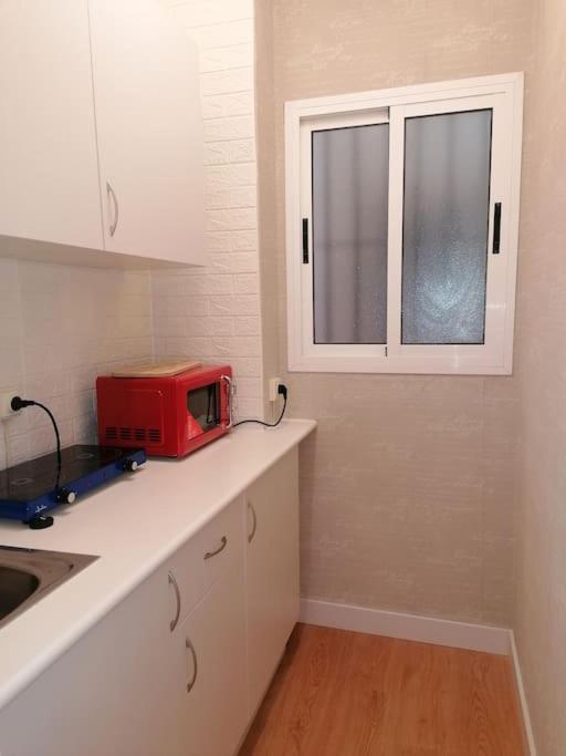 Studio Paris Apartment Estepona Bagian luar foto